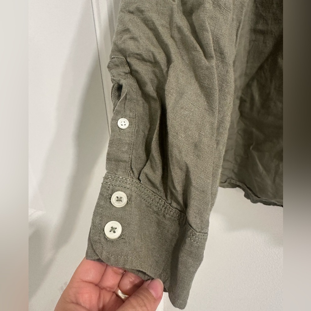 SIDE BUTTON LINEN BAND COLLAR POPOVER - Picture 3 of 9